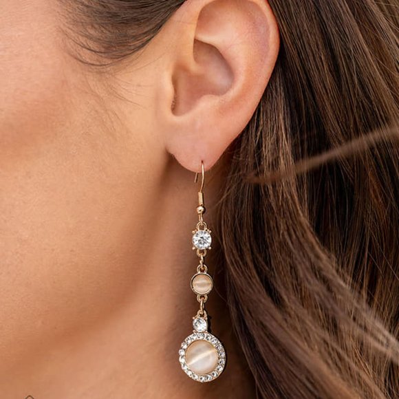 Epic Elegance Champagne Earrings
